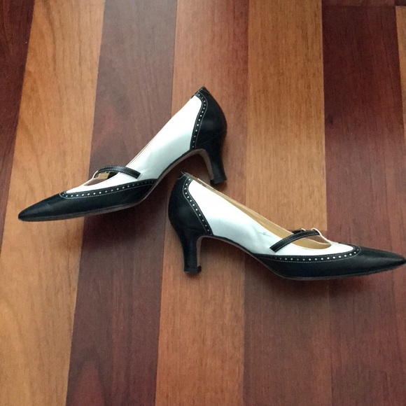 Manolo blahnik heels in size 36 - Picture 2 of 7